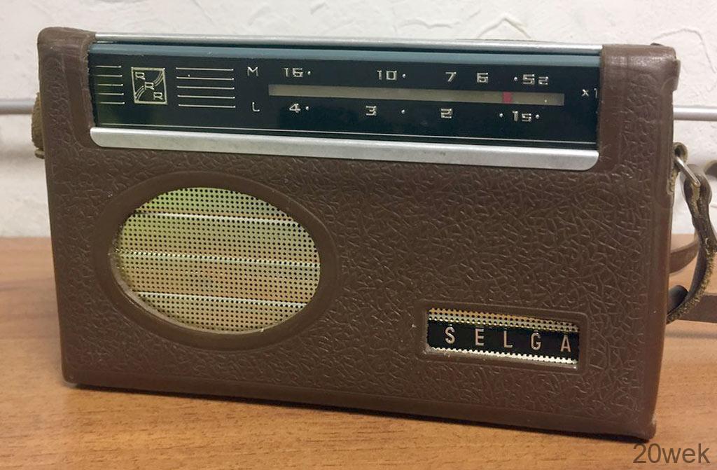 УСТРАНЕНИЕ ФОНА В КАРМАННЫХ ПРИЕМНИКАХ